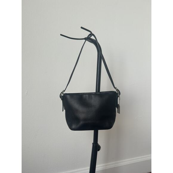 Vintage Y2K COACH East West Legacy Black Leather Shoulder Bag Tan CC Interior - Picture 1 of 15